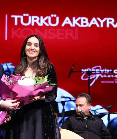 Edip Akbayram, bir yıl sonra "Türkü Akbayram" konseriyle anıldı