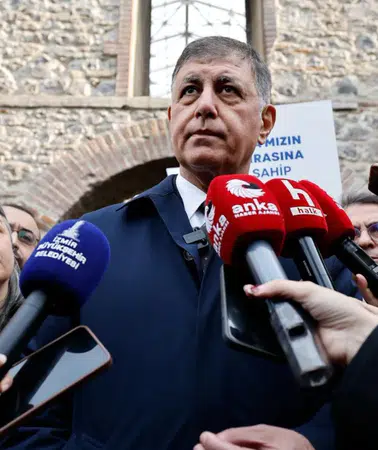 Cemil Tugay’dan Meslek Fabrikası çıkışı: “Bu sadece bina değil, İzmir’in hakkı”