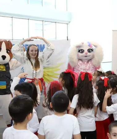 Çankaya’da 23 Nisan Coşkusu: 14 Büyükelçilikle Kültürlerarası Çocuk Buluşması