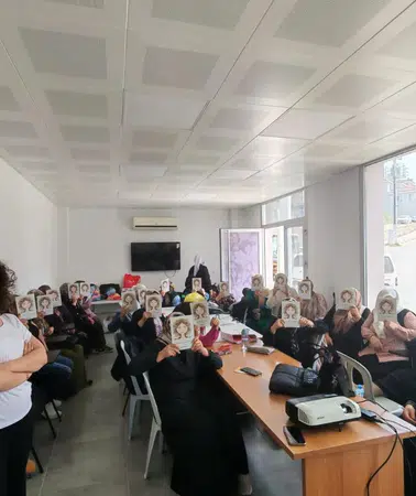 İzmir’de kadın sağlığı seminerleri yaygınlaşıyor: 30 ilçede farkındalık çalışması