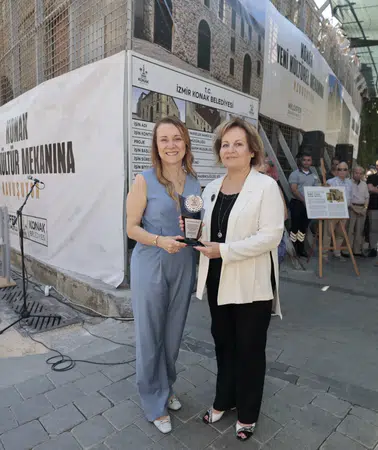 Kemeraltı Tarihi Hamdi Dalan Sabun Fabrikası'nın restorasyon süreci resmen başladı