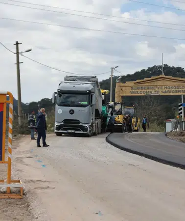 Muğla Büyükşehir Belediyesi 7 Şantiyeyle Yol Çalışmalarını Sürdürüyor