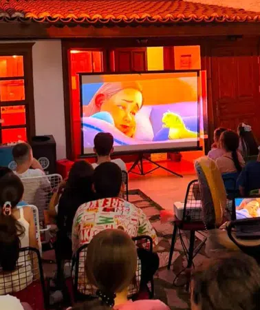 Muğla Büyükşehir'den Çocuklara Karne Hediyesi: 300 Çocukla Sinema Etkinliği