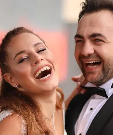 Aslı İnandık’a Reklamcı Sevgilisinden Romantik Evlilik Teklifi!