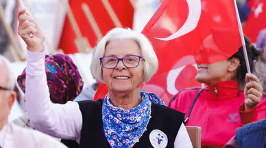 Cumhuriyet Bayramı coşkusu İzmir’in dört bir yanında