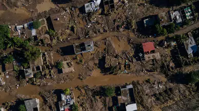 Meksika'da Yıkıcı Sel Felaketi: Ölü Sayısı 72'ye Yükseldi, 48 Kayıp Var