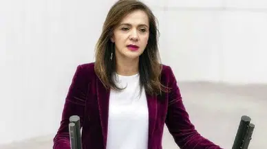 İlaç krizi: CHP'li Akkuş İlgezdi, halk sağlığının piyasaya terk edildiğini vurguladı