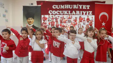 ÇANKAYA’NIN MİNİKLERİ CUMHURİYET SEVİNCİNİ YAŞADI