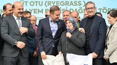 Balıkesir'den çiftçilere 140 ton yem bitkisi tohumu desteğiyle tarımda yeni bir hamle!