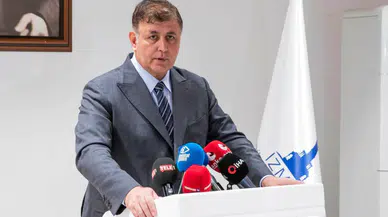 İzmir Büyükşehir Belediye Başkanı Cemil Tugay: Cumhuriyet milyonların talebini dile getiren bir yönetim biçimidir