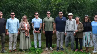 Bodrum Belediye Başkanı Tamer Mandalinci Hasatta: Üreticiye Büyük Katkı