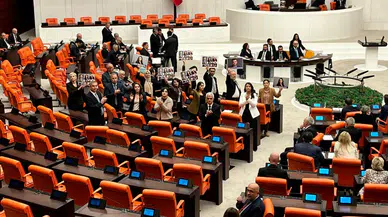 Selahattin Demirtaş için AİHM İtirazına DEM Partisi'nden Protesto: Siyasi Tutuklular İçin Alkışlı Destek