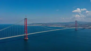 Çanakkale Boğazı sis nedeniyle transit gemi geçişlerine kapatıldı