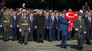 Cumhurbaşkanı Erdoğan, Anıtkabir'de Cumhuriyet Bayramı'nı kutladı