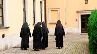 Rahibeler hamile kaldı skandal ortaya çıktı