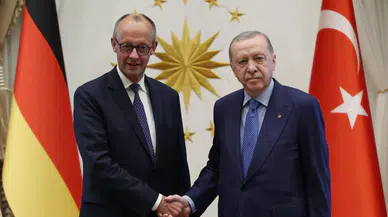 Cumhurbaşkanı Erdoğan ve Almanya Başbakanı Merz, resmi görüşmeleri için Beştepe'de bir araya geldi