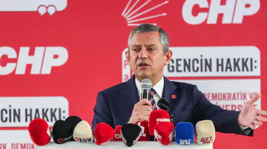 CHP lideri Özgür Özel: "Anayasa askıda, ikili hukuk sistemiyle yönetiliyoruz"