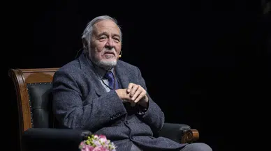 İlber Ortaylı: Türkler çok eğitimli cahil bir millettir