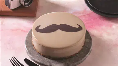 Babalar çocukları için pasta yaptı