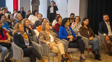 Bornova'da Sağlıklı Yaş Alma Merkezi'nde etkinlik coşkusu ve sağlıkta yeni unvan sevinci!