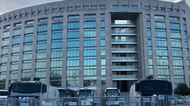 Ekrem İmamoğlu'nun babası ile oğlunun yarın ifade vermesi bekleniyor