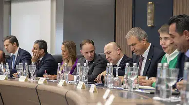 CHP MYK'da Ekrem İmamoğlu ile ilgili yapılan anketler konuşuldu