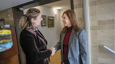 KKTC'de Ana muhalefet CTP’nin ilk kadın Genel Başkanı şimdi Başbakanlık’a hazırlanıyor