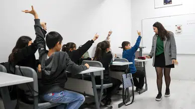 İzmir Buca'da Gediz Etüt Merkezi'nde ücretsiz kurslar büyük ilgi görüyor