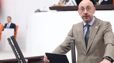 İYİ Partili Uğur Poyraz: "Hukuku eğip bükerek iktidar korunmaz, sadece çürüme hızlanır"