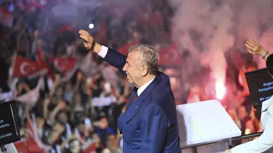 Mansur Yavaş, Atatürk'ün Ankara'ya gelişinin 106. yılını kutlayarak bağımsızlık mücadelesini andı