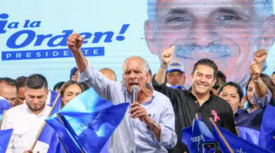 Honduras'taki tartışmalı seçimi Trump'ın desteklediği Nasry Asfura kazandı