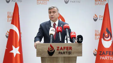 Zafer Partisi Sözcüsü Azmi Karamahmutoğlu: "CHP, komisyondan kalkmalıdır"
