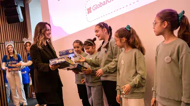 Geleceğin mühendisleri için İzmir'de "Kız Çocukları için Mühendislik" programı büyük başarıyla tamamlandı