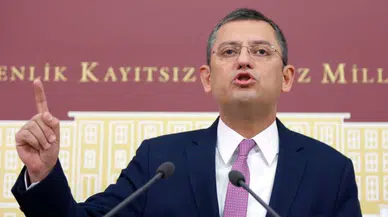 CHP'Lİ ÖZEL:'AKP İÇİNDEN ÇOK SARSICI AYRILIKLAR, İSTİFALAR DUYABİLİRİZ'