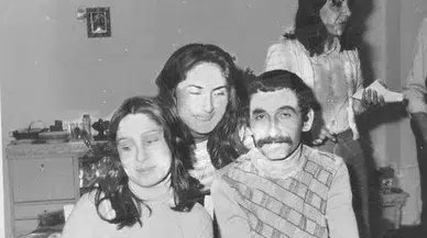 Fotoğraftaki çok ünlü siyasetçiyi tanıdınız mı?