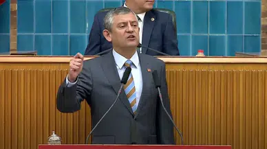 CHP lideri Özgür Özel'den ekonomi uyarısı: Asgari ücret yetersiz, borçlar artıyor!