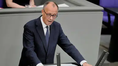 Almanya Başbakanı'nın "İsrail hepimiz adına bu kirli işi yapıyor" sözleri için suç duyurusu