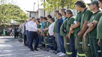 Başkan Batur personeliyle bayramlaştı