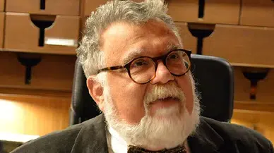 Prof. Celal Şengör: Eğitim bir edinimdir; istemeyenin eğitimde yeri yok