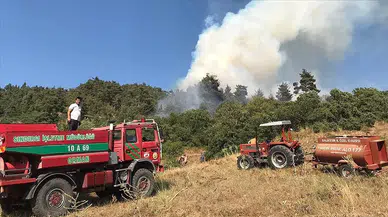 Sındırgı'da Orman Yangını: Ekipler Havadan ve Karadan Mücadele Ediyor