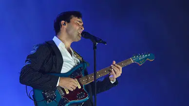 Mert Demir, Bursa Festivali'nde sahne aldı, hayranlarını coşturdu!