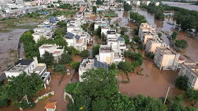 Çin’de Şiddetli Yağışlar: Pekin ve Çevresinde 30 Ölü, 80 Binden Fazla Tahliye