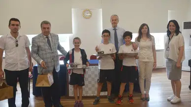 Atık Pil Yarışmasında Birinci 'TED' Öğrencileri Oldu