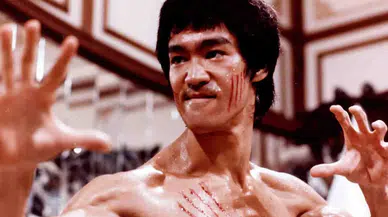 Bruce Lee Gerçekten Nasıl Öldü? Yeni Belgesel Şok Gerçeği Açıklıyor!