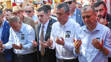 Özgür Özel, CHP’li İlhami Özcan Aygun’un Babası Muharrem Aygun’un Cenazesine Katıldı