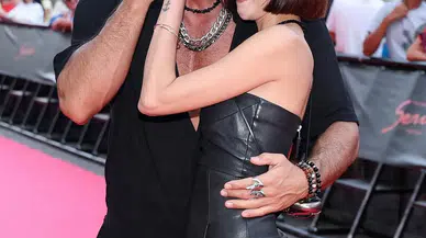 Can Yaman ve DJ sevgilisi İstanbul'da romantik anlar paylaşıyor!