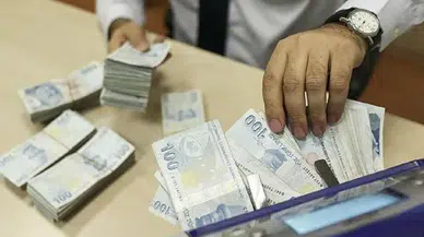 Yüksek faiz oranları sanayiyi ve bireyleri tehdit ediyor, bankaların kârları katlanarak artıyor