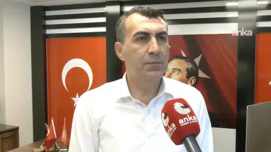Zeydan Karalar'a destek çağrısı: Adanalılar belediye önünde toplanıyor