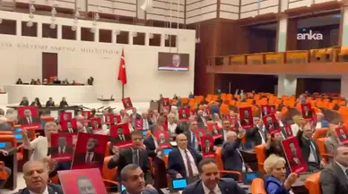 CHP ve diğer partilerden Adalet Bakanlığı'na adalet yürüyüşü ve protesto eylemi düzenlendi