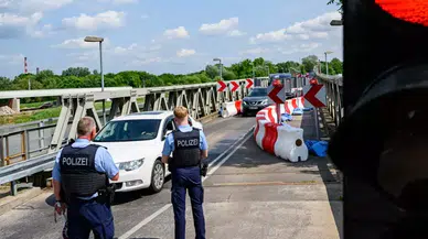 Polonya, yeni sınır kontrolleri ile göçmen akışını engellemeyi hedefliyor. Almanya'nın etkisiyle değişen güvenlik politikaları.